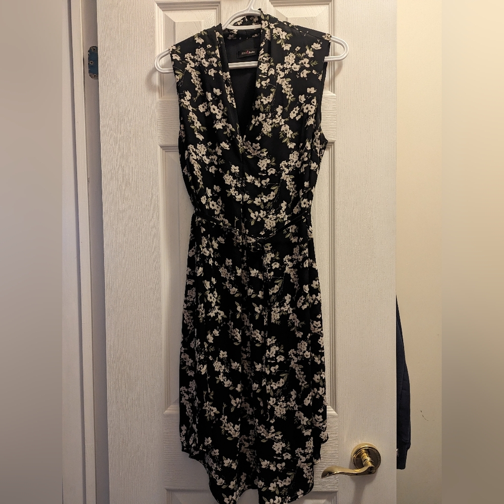 Maternity dress size medium from stork and babe